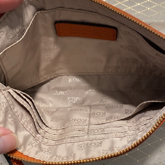 Michael Kors Large Wristlet - Picture 3 of 4